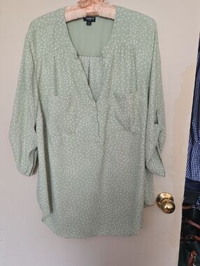 torrid Mint Green Polka Dot V-Neck Tunic